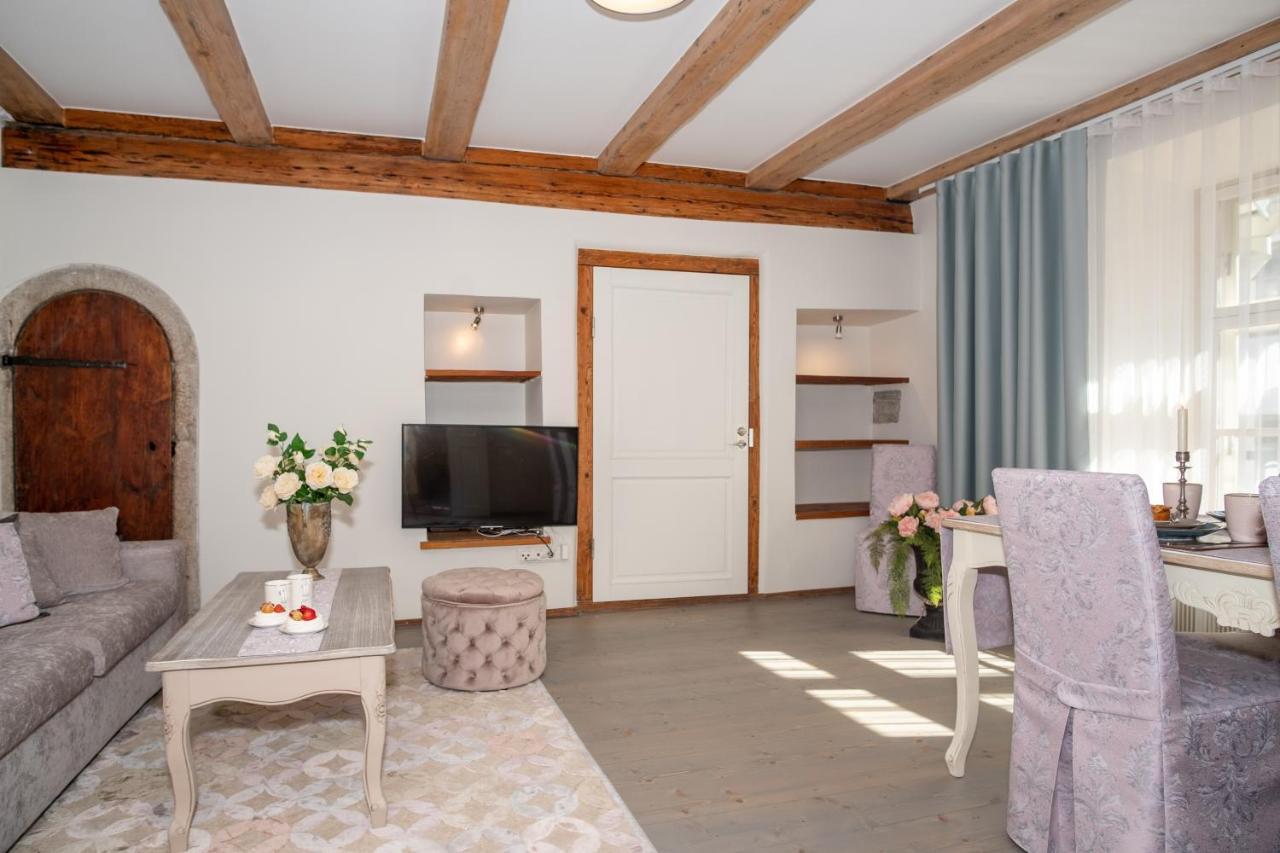 Rataskaevu Boutique - 7 Unique Apartments تالين المظهر الخارجي الصورة